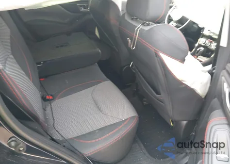 2021 Subaru Forester Sport z USA, uszkodzony, nr VIN JF2SKARC6MH577615